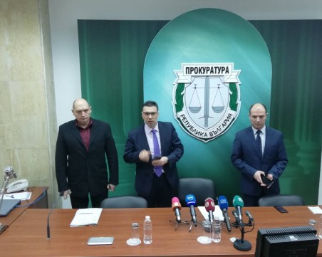 Арестуваха касоразбивачи, задигнали злато за 322 хил. лева в Бургас