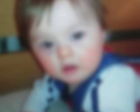 Да дарим кръв за малкия  Доми, зоват във Фейсбук