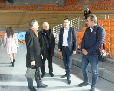 Гледаме волейболните национали в Пловдив на супер цени