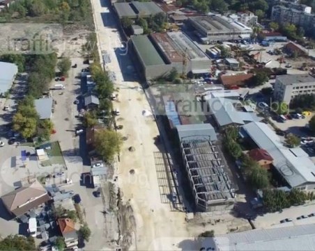 Новият булевард в Пловдив готов до лятото, търсят му име