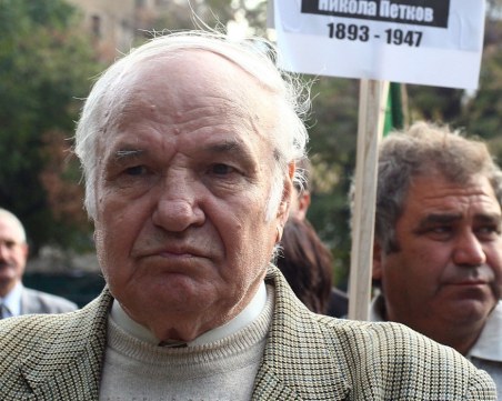 Почина Тодор Кавалджиев, вицепрезидент в мандата на Петър Стоянов