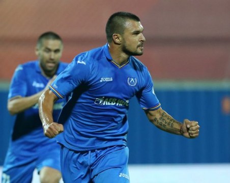 Трансферът е факт! Божинов се завръща в Левски