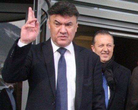 Боби Михайлов аут от Изпълкома на УЕФА