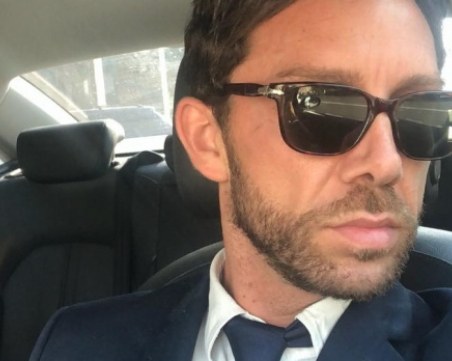 Румъния в шок! Пластичен хирург оперира, а е с… основно!?