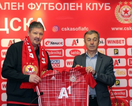 Любо Пенев: Не идвам на гости, аз съм си у нас