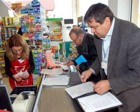 Счетоводител за новите изисквания на НАП: Кого засягат и какви са промените с касовите бонове?