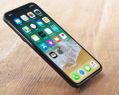 Вече няма да могат да подслушват потребителите на IPhone