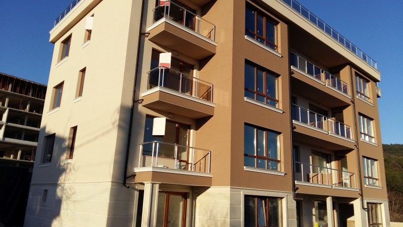 Пловдив остана втори по нови жилищни сгради с Акт 16! Област Варна взе строителната корона