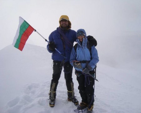 Жената на Боян Петров: Голямата му цел бе Еверест, смятал е, че Шиша Пангма няма да го затрудни