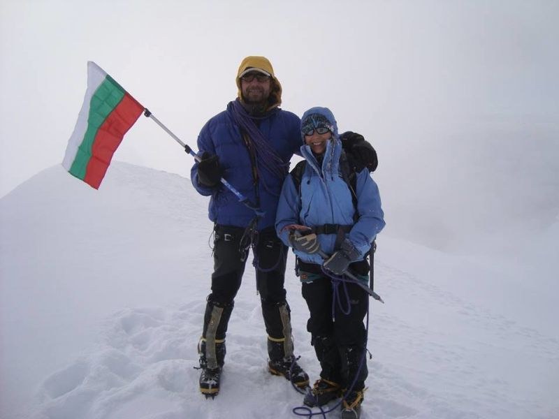 Жената на Боян Петров: Голямата му цел бе Еверест, смятал е, че Шиша Пангма няма да го затрудни