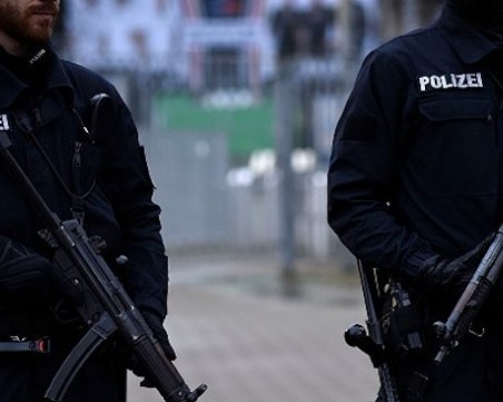 28-годишен шофьор на инкасо автомобил сви €1 млн. и духна