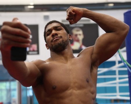 Джошуа срещу Джарел Милър и Кобрата през тази година