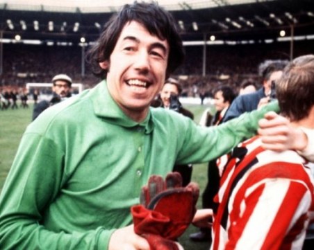 Почина легендарен английски вратар ВИДЕО