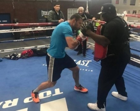 Тервел Пулев се готви за Пловдив със световен шампион в тежка категория