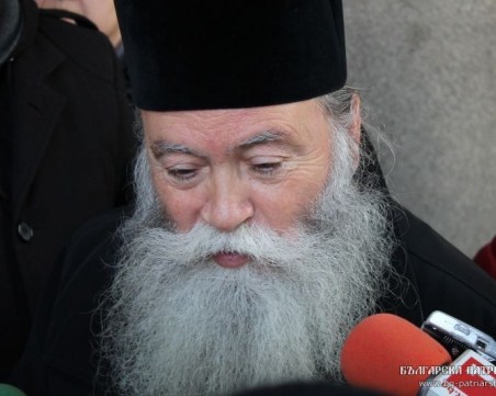 Ловчанският митрополит: Родителите не тормозят децата си!