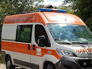 Тежка катастрофа между автомобил и камион! Загина 53-годишен