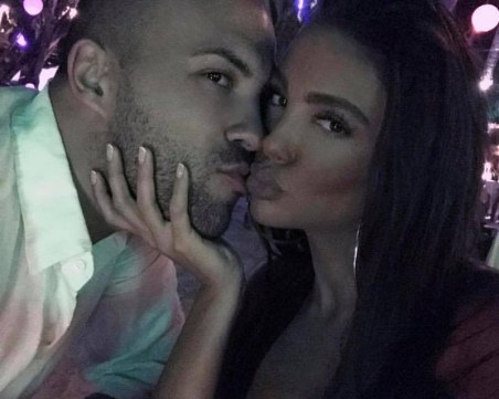 Николета Лозанова си татуира името на Ники Михайлов