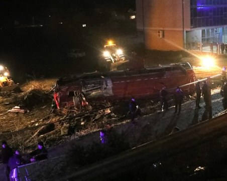 Син на депутат е сред загиналите при автобусната катастрофа в Македония ВИДЕО