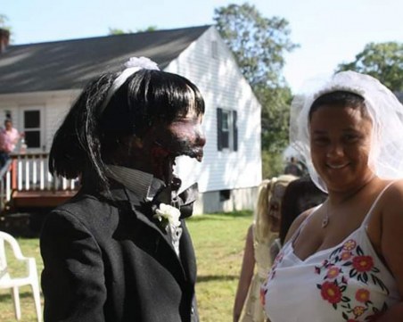 Жена се омъжи за кукла 