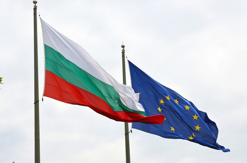 Гатанка: Българите вярват на Европарламента, а на родния си – не!?