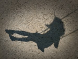Бедните, богатите… Те хора ли са? Кой дръзна да дели българчетата?