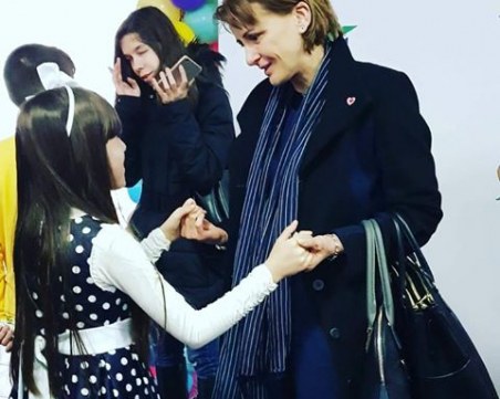 11-годишната Фани влезе в обувките на незрящо дете и грабна приз от конкурс ВИДЕО