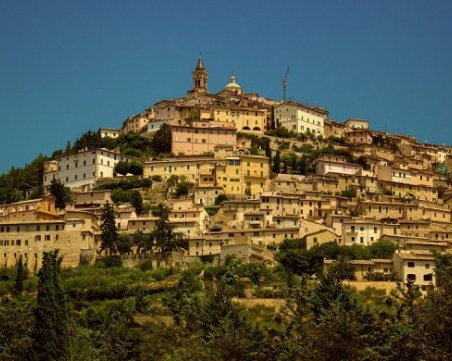 Ако ви е омръзнал Рим, ето 6 града, които ще ви пленят СНИМКИ