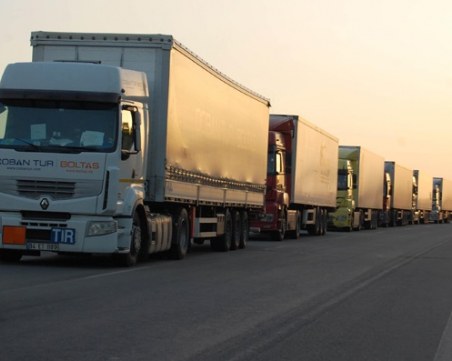 Превозвачите се разбраха с правителството! Отказаха се от протеста