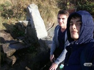 Братята близнаци в безпомощно състояние са в реанимация! Свръхдоза!