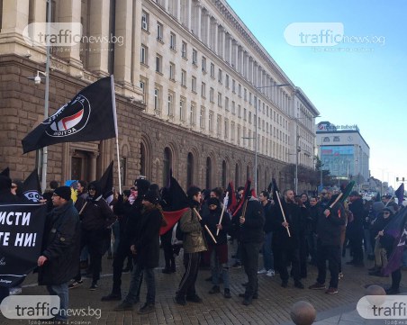 Германци в София за контрашествие срещу Луковмарш СНИМКИ