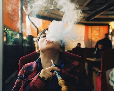 Удар на инспекторите! 15 заведения в Пловдив спипани с цигарен дим