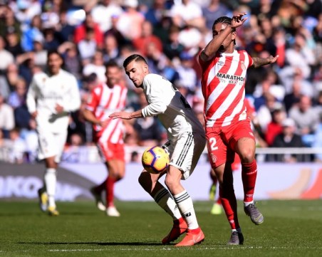 Реал с невероятна издънка у дома, надеждата си отива