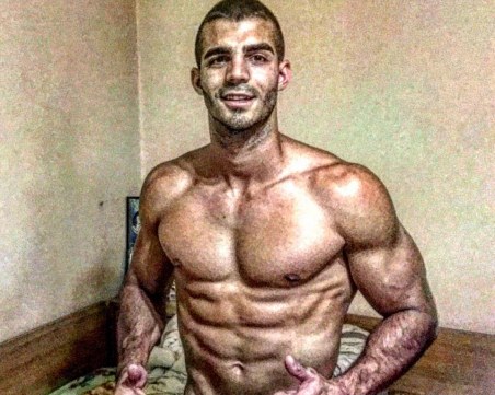 Пловдивчанин грабна титлата Best Erotic Model Bulgaria СНИМКИ