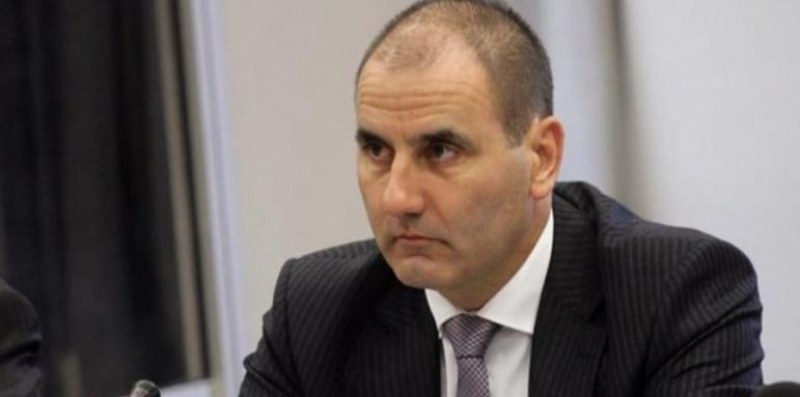 Цветанов слуша шефа: Изборният кодекс ще се ремонтира