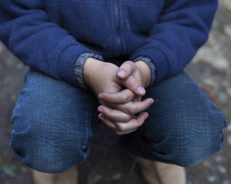 Родителите на 14-годишното момиче искали да го продадат във Франция