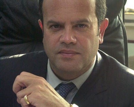 Инсулт повали на ски пистата създателя на соковете БББ