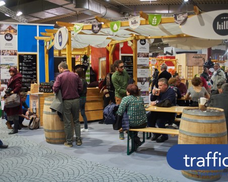 Тайните на перфектния суджук и розовата медовина разкриха в пловдивския панаир СНИМКИ