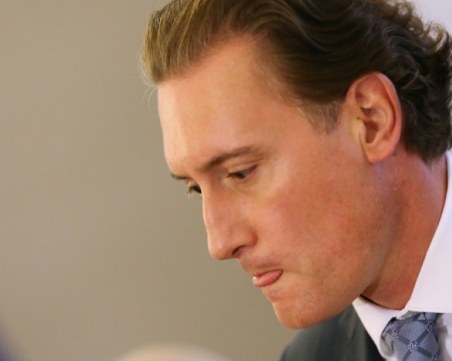 185 млн. евро и Кирил Домусчиев купува Нова тв!