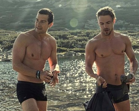 Discovery застана зад Беър Грилс в скандала с парк 