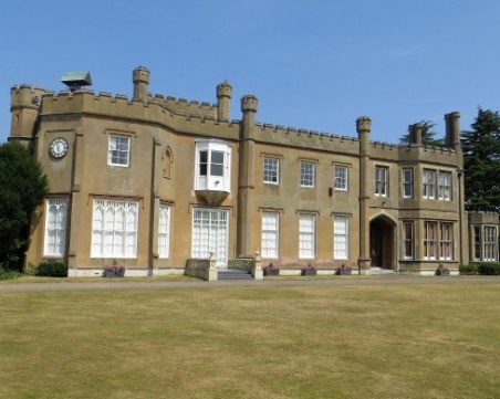 Има такова село! Половината къщи в него струват по над 1 млн. евро