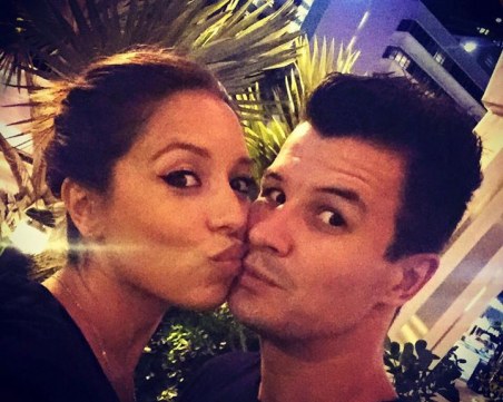 Мика Стоичкова вече е свободна жена! А Айкут къде е?