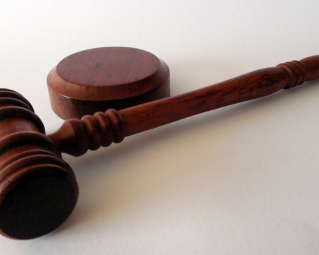 Перничанин, съжителствал с непълнолетна, ще бъде порицан по местна телевизия