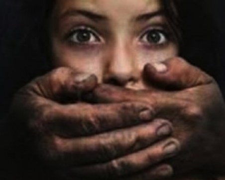 Женен, с деца и внуци, изнасили многократно бивша любовница, било 