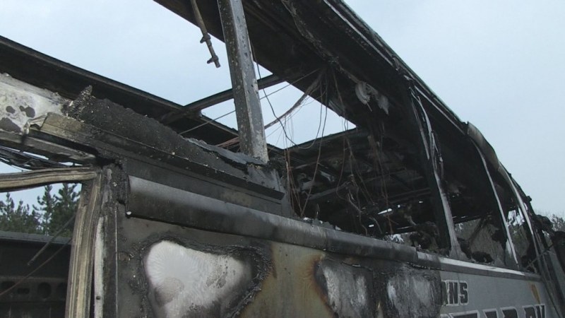 Автобус с един тон гориво в резервоара изгоря на пътя Русе-Бяла