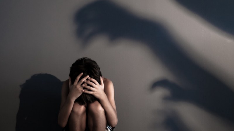 Осиновителка остави дете, защото било сексуално малтретирано