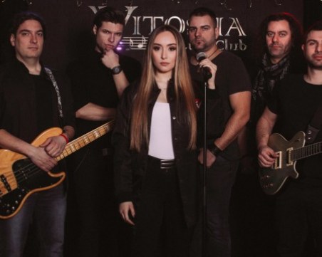 16-годишната Дара Екимова ще пее песни на баща си Дими