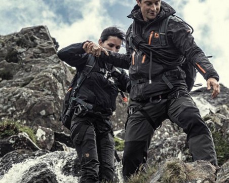 Солена глоба за Беър Грилс – до 10 бона за къпането и огъня в Рила