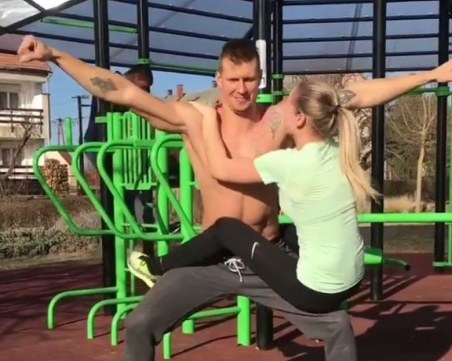 Най-новият хит в мрежата набира скорост: Предизвикателството на коалата