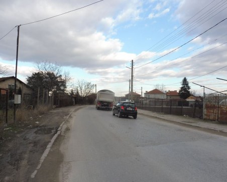 Старт на ремонтите в община Стамболийски, изкарват тировете от Куртово Конаре