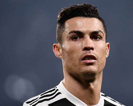 Използва ли Роналдо пластична хирургия СНИМКИ